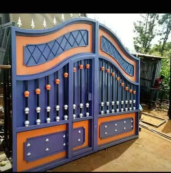 Steel gate Fabrication (1)